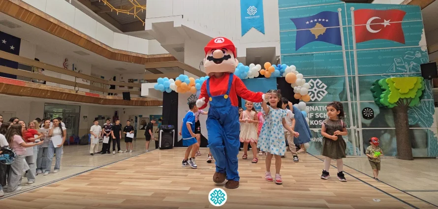 🎉 A Joyful End to the School Year – Prizren Branch 🎓🍦