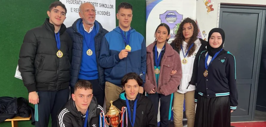 Prizren Branch High School Students Win First Place at the Regional Chess Competition 🏆